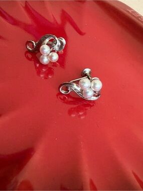 Mikimoto silver White Pearl Clip-On Earrings